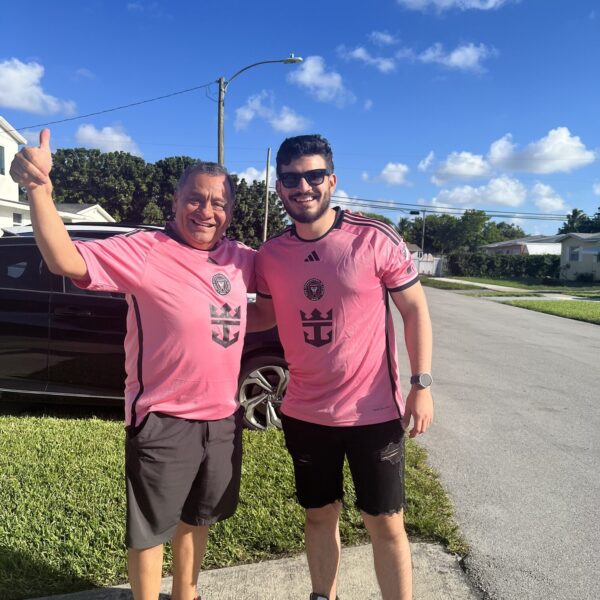 81F36881-FBC1-47F2-BAF9-937CB93D6A1C